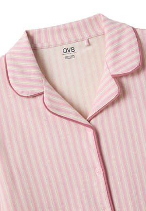 Roze-wit gestreept overhemd met knopen en kraag, voorzien van roze bies langs de randen en een OVS merklabel aan de binnenkant van de hals.