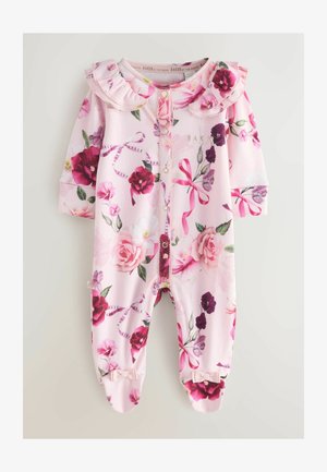 Rosa Blumen-Strampler mit kurzem Rüschkragen, langen Ärmeln, Druckknopfverschluss, mit Füßen, der Rosen- und Bandmuster sowie Schleifenakzente zeigt.