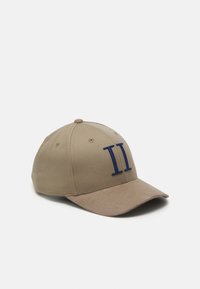 Unselected, dark sand/paris blue