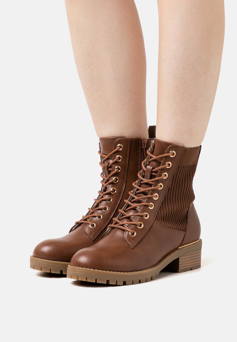 Anna Field Wide Fit Botins de atacadores - cognac