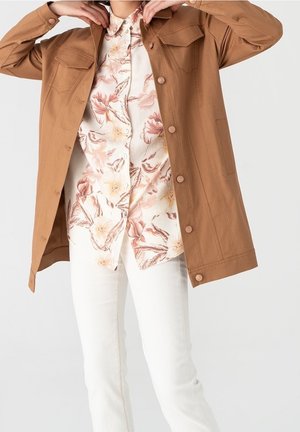 Cappotto corto - camel