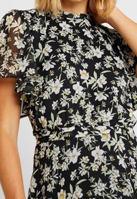 VILA Denní šaty - black