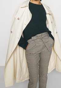 Vero Moda Petite Maglione - green