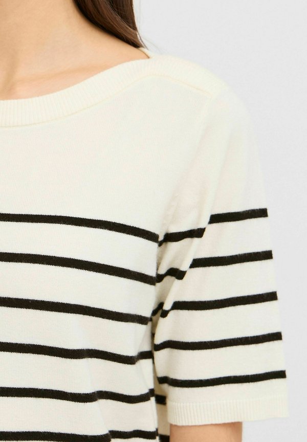 FRADDI - Print T-shirt3