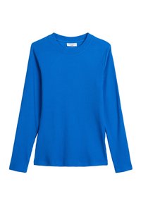 Długi rękaw, prążkowany t-shirt w jasnoniebieskim kolorze. Posiada okrągły dekolt i luźny krój. Wykonany z miękkiego, rozciągliwego materiału.