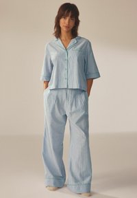 Next BUTTON THROUGH SET - Pyžamo - lilac purple stripe