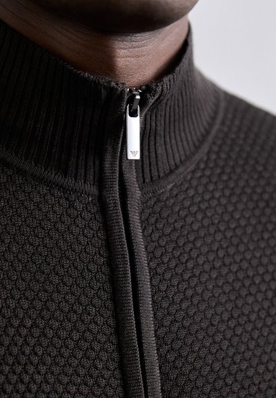 Emporio Armani CARDIGAN - Kardigán - grey fancy