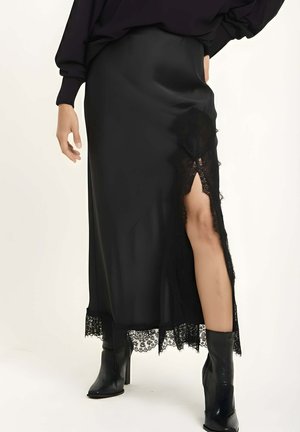 Maxi skirt - black