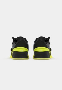 TYR L2 LIFTER UNISEX - Træningssko - black/fi yellow