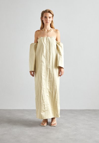 By Malene Birger EXCLUSIVE AIA - Alkalmi viselet - pearl