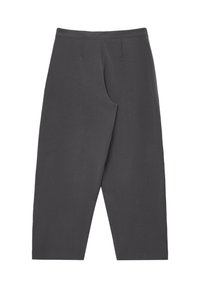Pantalons courts en laine gris foncé, taille haute, à jambe large avec plis avant et fermeture de taille dissimulée.