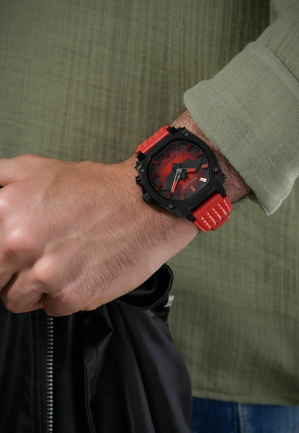 BATMAN QUARZUHR - Uhr - rot