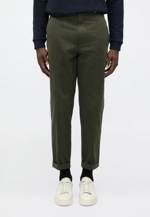 ZYAN CARROT - Chinos - dark green
