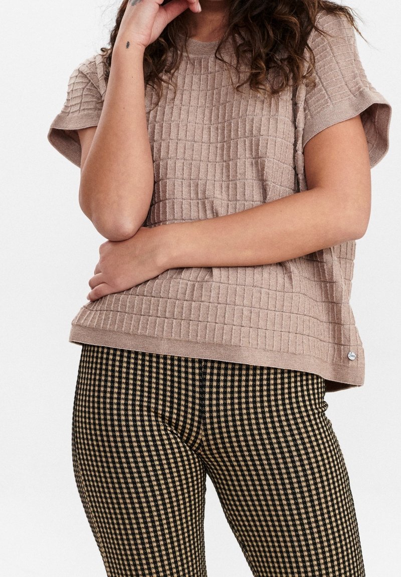 Nümph Strickpullover - beige