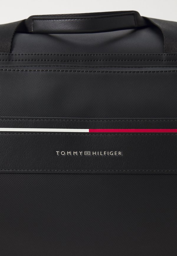 FOUNDATION DUFFLE - Holdall4