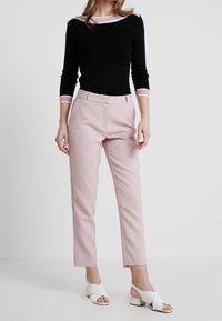 Anna Field Stickad tröja - black