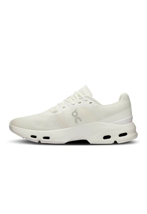 CLOUDPULSE - Training shoe - white   frost