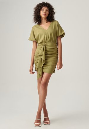 BELL GATHER  - Shift dress - fern