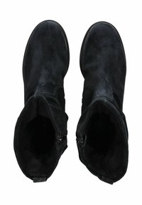 Bottines en suède noir avec une texture lisse, fermetures éclairs latérales et une forme de orteil arrondie. Design simple, avec un petit talon.