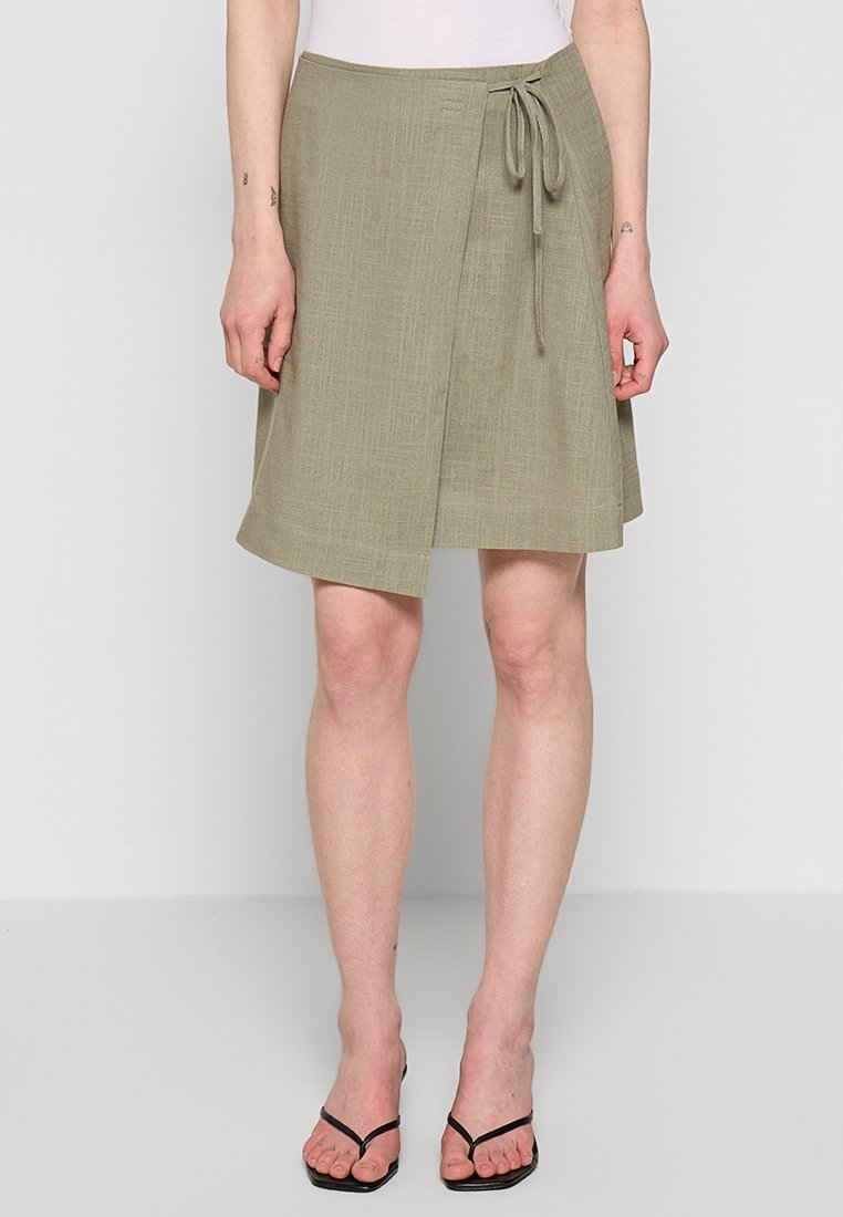 Selected Femme Wikkelrok olijfgroen