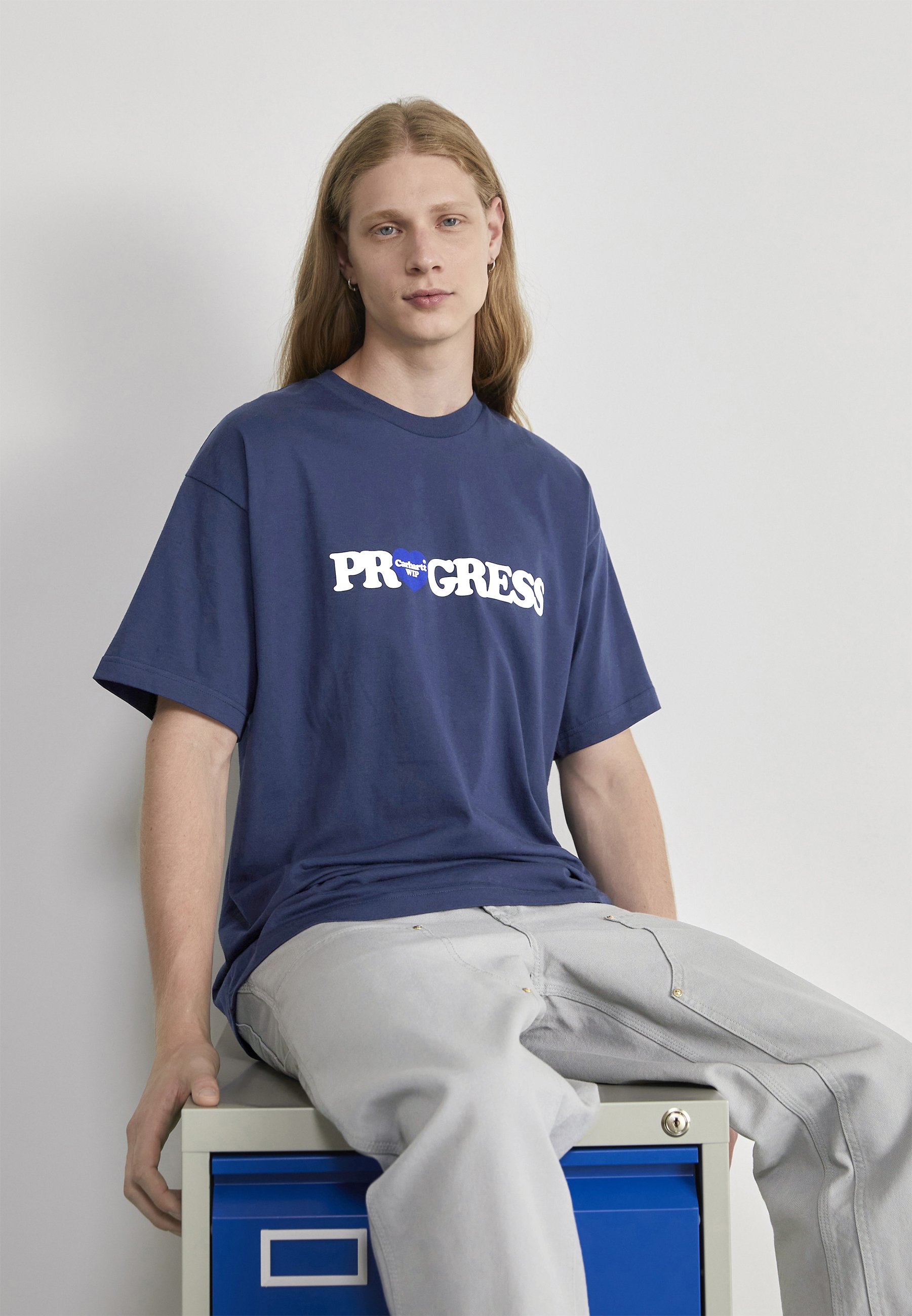 carhartt blue t shirt