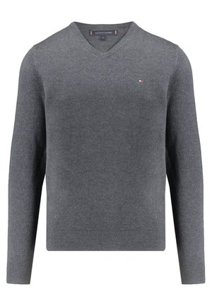 Grijze heren trui met V-hals, lange mouwen en een klein Tommy Hilfiger-logo op de linkerborst.