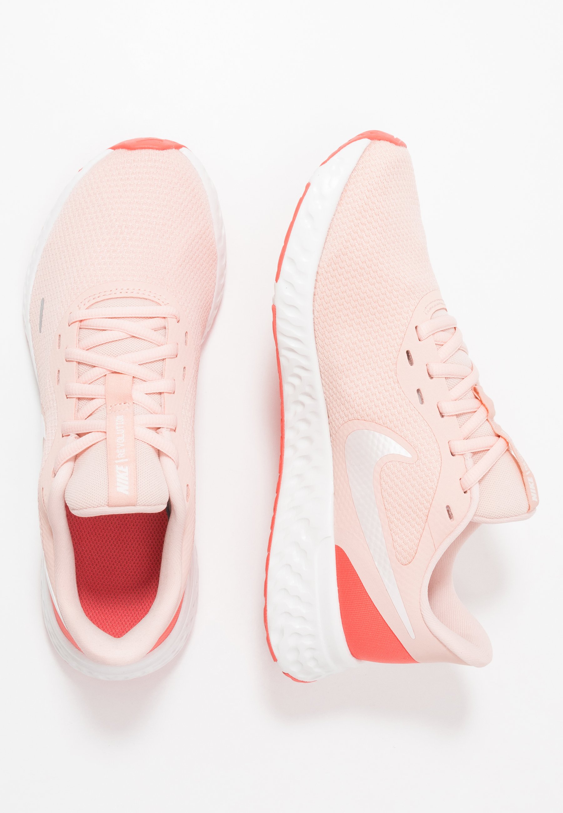 nike revolution 5 coral