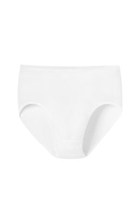 Schlichte weiße Baumwollslips mit hohem Bund und vollständiger Bedeckung, auf weißem Hintergrund dargestellt.