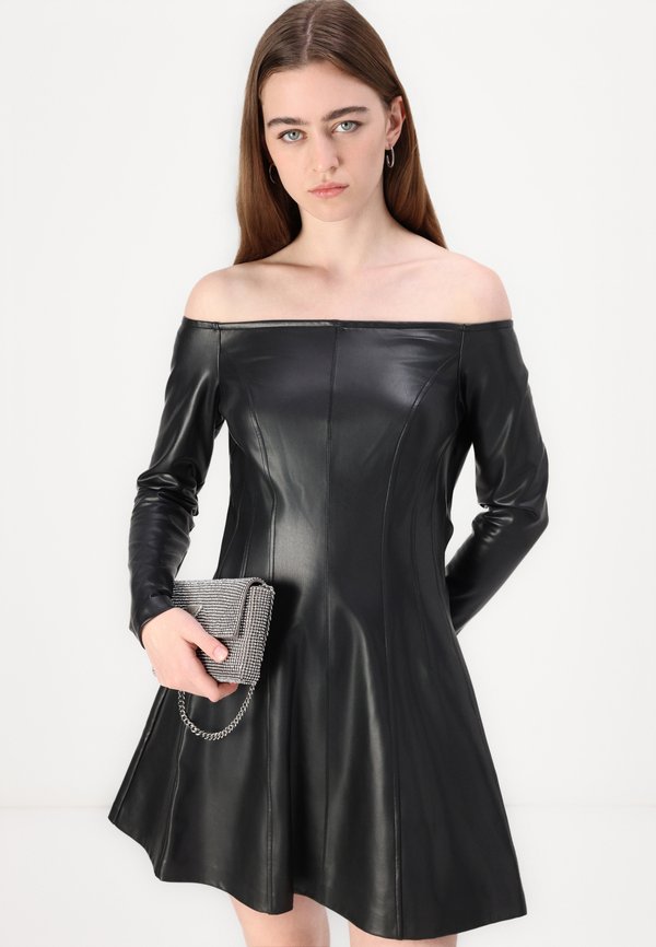 CHRISSY OFF SHOULDER - Cocktail dress / Party dress2