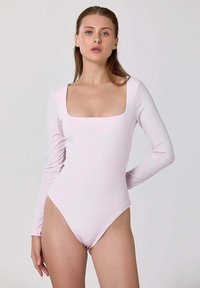 Non sélectionné, rose pâle