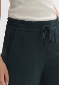 OPUS CITY MELOSI - Broek - emerald