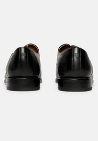 Henry Stevens MARSHALL CO - Zakelijke veterschoenen - noir