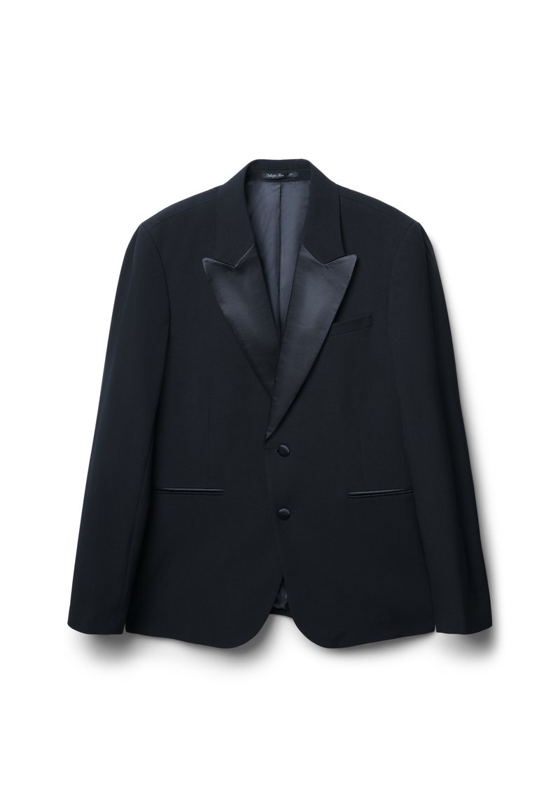 Schwarze Smokingjacke mit satinierter Spitzlapel, zweiknöpfigem Frontverschluss und zwei aufgesetzten Taschen. Glatte Textur, taillierte Passform, minimale Verzierungen.