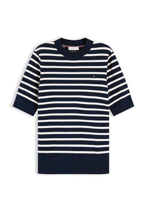 Tumesinine ja valge horisontaalsete triipudega lühikeste varrukatega särk, ümmarguse kaelusega ja väikese logoga vasakul rinnal.