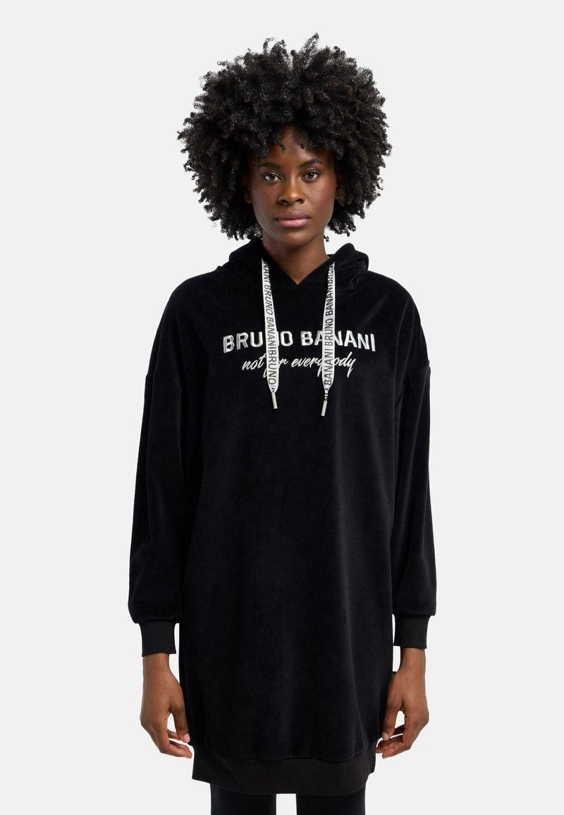 Schwarzes Samt-Hoodiekleid mit weißen Kordeln, mit gesticktem Text "BRUNO BANANI nicht für jedermann." Lange Ärmel, entspannte Passform.