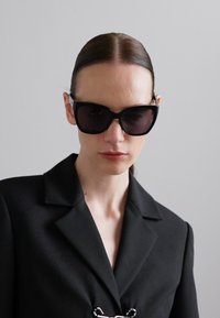 MOSCHINO Päikeseprillid - black
