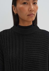 someday. BELONY - Poncho - black