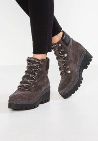 Alpe Stivaletti stringati - dark grey
