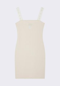 Robe beige au design ajusté, avec des bretelles réglables arborant un logo, et une texture lisse. Aucun motif supplémentaire ni détail en métal visible.
