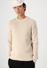 Selected Homme SLHTHEO  STRUCTURE CREW NECK - Pulóver - oatmeal