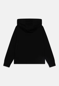 Felpa nera con cappuccio, caratterizzata da un design semplice, maniche lunghe e polsini a costine, realizzata in un morbido tessuto testurizzato. Senza logo né motivi visibili.