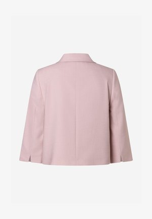 Vue de dos d'un blazer rose clair à manches longues avec un col droit et une légère couture centrale sur un fond uni.