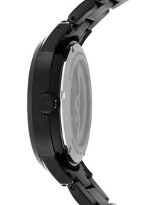 Reloj de acero inoxidable negro con caja redonda, fondo transparente y corona texturizada. Cuenta con una duradera pulsera de metal.