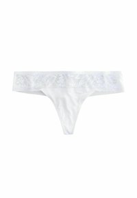 String blanc avec une large ceinture en dentelle ornée de motifs floraux. Tissu doux avec une texture lisse et un design sans coutures.