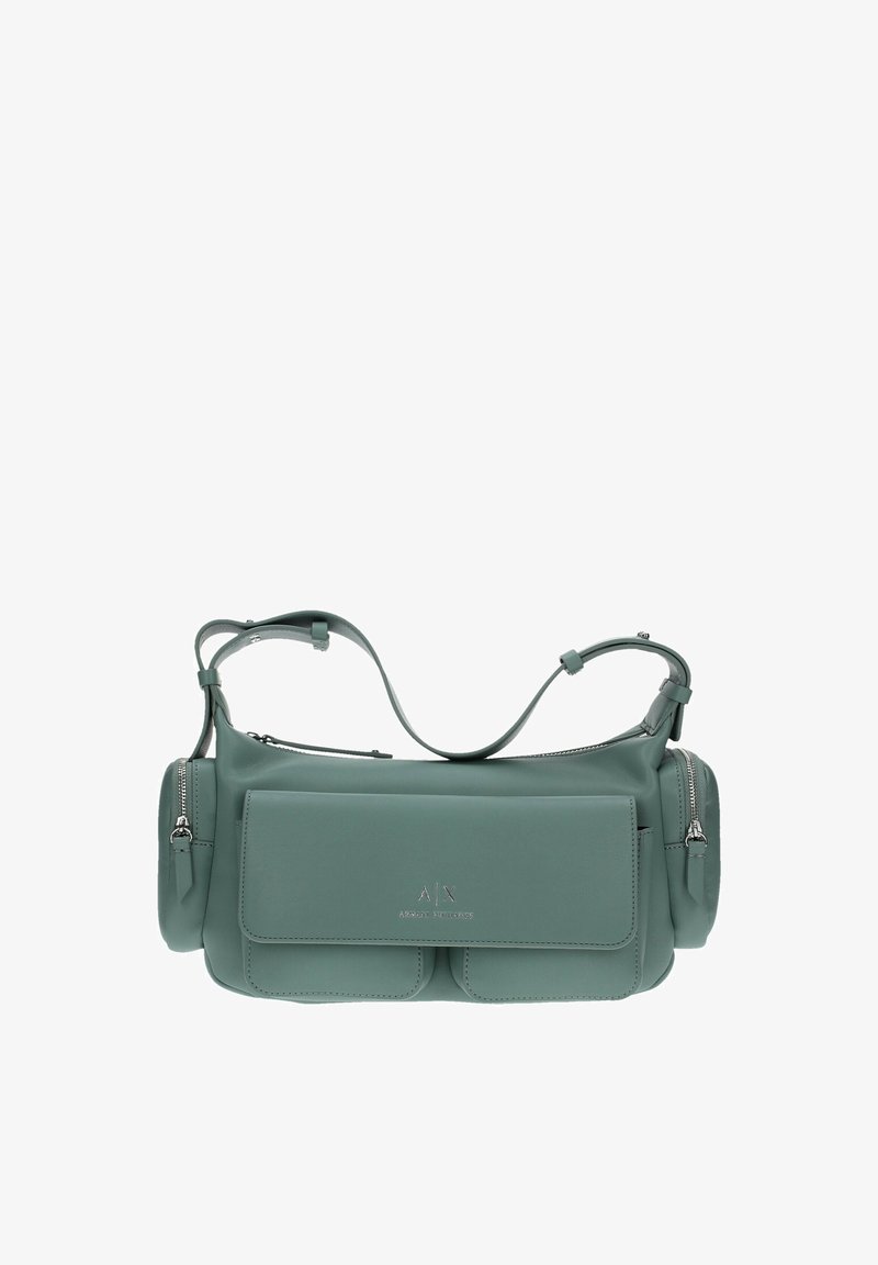 Borsa a tracolla in pelle verde con un design strutturato, dotata di due tasche frontali, chiusura con zip e spallacci regolabili.