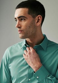 Next EASY CARE SINGLE CUFF - Ing - matcha green