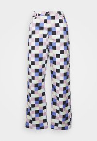 Calças largas em padrão xadrez em cores pasteis, incluindo roxo, azul, verde e preto. Apresentam um fecho de botão e bolsos frontais.