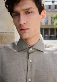 Next REGULAR FIT - Cămașă - neutral brown