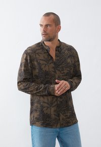 Pier One Majica - khaki/black