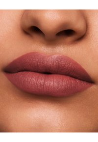 ESTÉE LAUDER PURE COLOR MATTE LIPSTICK - Rouge à lèvres - secret scandal